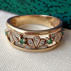 Art Deco Round Cut Emerald Sapphire Wedding Band For Women