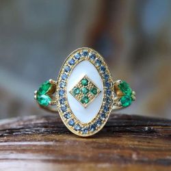 Vintage Round Cut Emerald & Blue Sapphire Cocktail Ring For Women