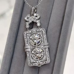 Vintage Round Cut White Sapphire Pendant Necklace For Women